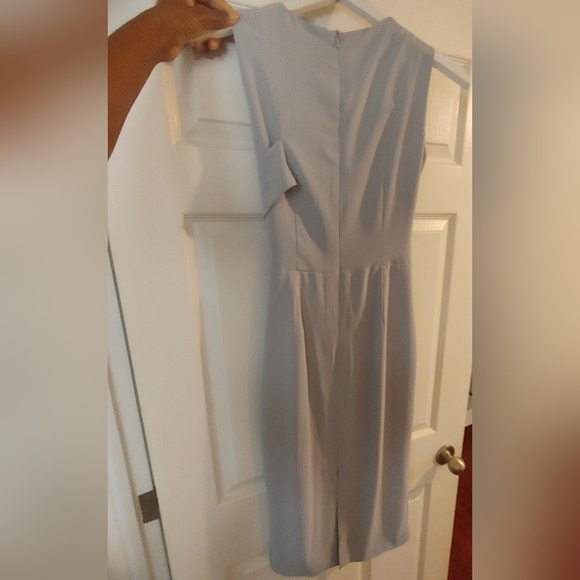 Lavish Alice cut out draped midi dress in light grey - Picture 6 of 6